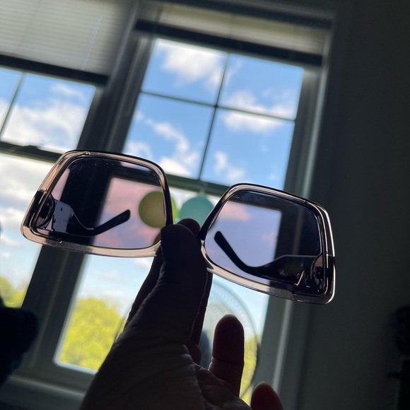 Guess Rose-Tinted Square Sunglasses main image 11